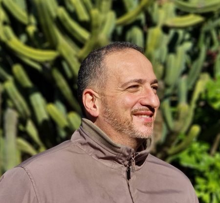 Emanuele DEL GUACCHIO - Ricercatore di Botanica Sistematica (BIO/02) Dipartimento di Biologia - Università degli Studi di Napoli Federico II